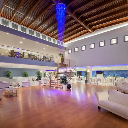 Hotell Oceanis 4*